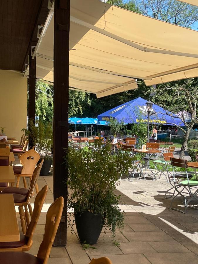 Krug'S Family Hostel Und Restaurant Weilheim in Oberbayern Εξωτερικό φωτογραφία