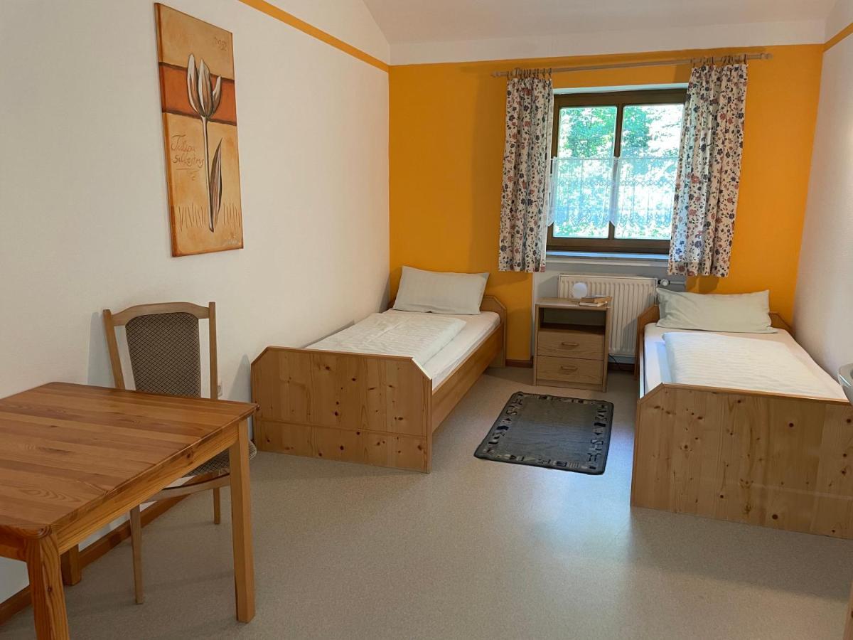 Krug'S Family Hostel Und Restaurant Weilheim in Oberbayern Εξωτερικό φωτογραφία